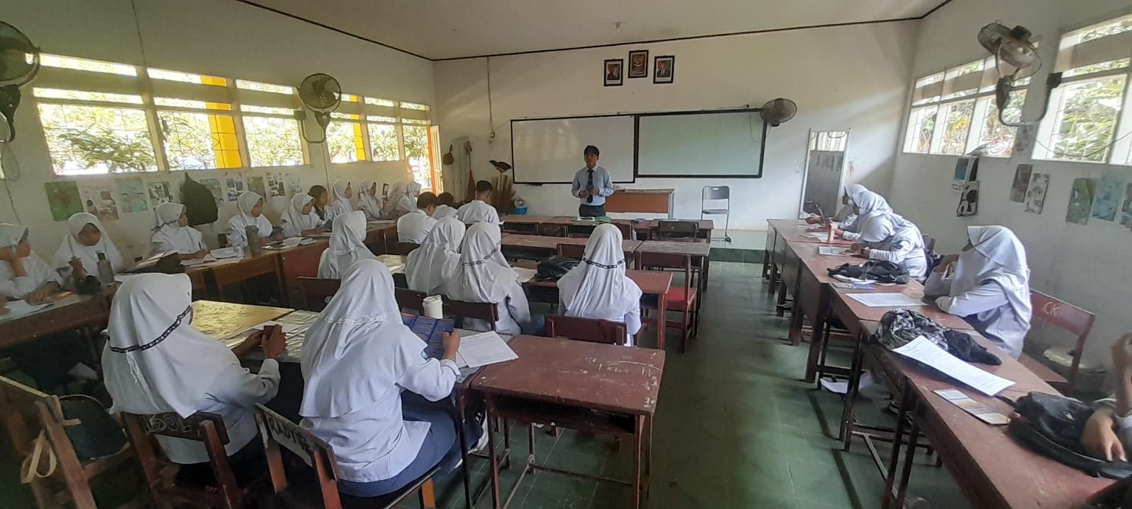 FIKOM UNISAN Laksanakan Sosialisasi Penerimaan Mahasiswa Baru di SMA Negeri 3 Sidrap